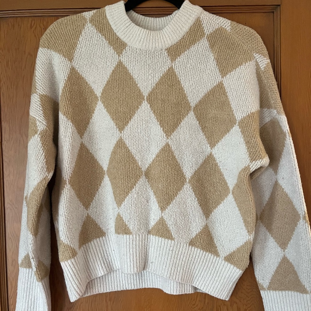 Abercrombie brown and cream argyle sweater